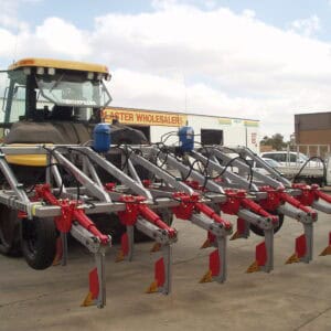 Yeomans plow- fitted with stump jump cylinder shanks